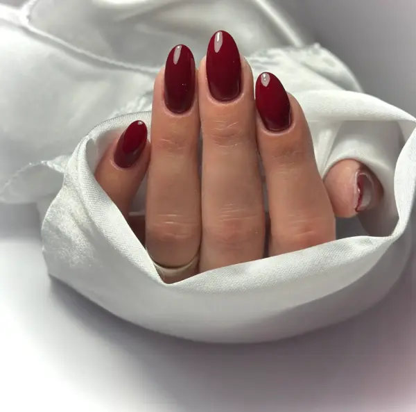 passion tamno crvena bordo boja za nokte trajni lak cici nails