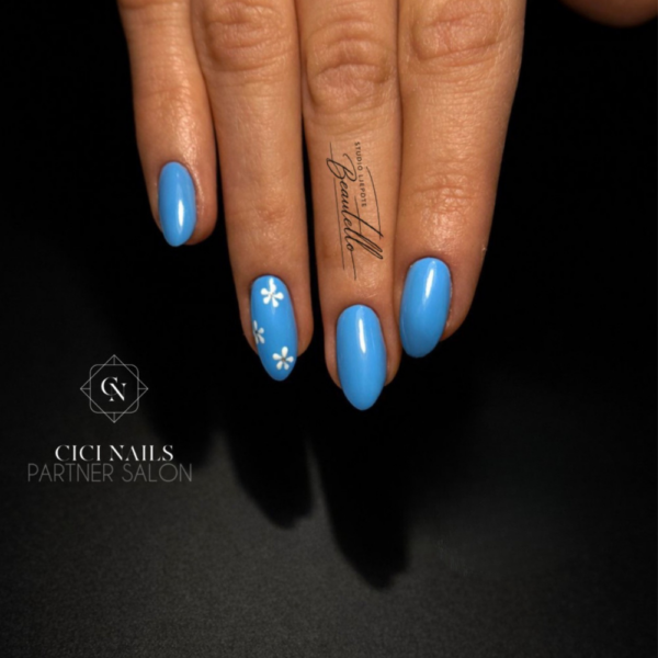 pure summer blue – čista ljetno plava nijansa cici nails