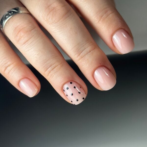 jam impossible dream gradivni gel u nježnoj nude nijansi blacky gel polish i glossy