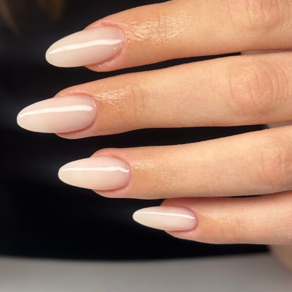 perfect cute girl topla nijansa prirodnog covera cici nails