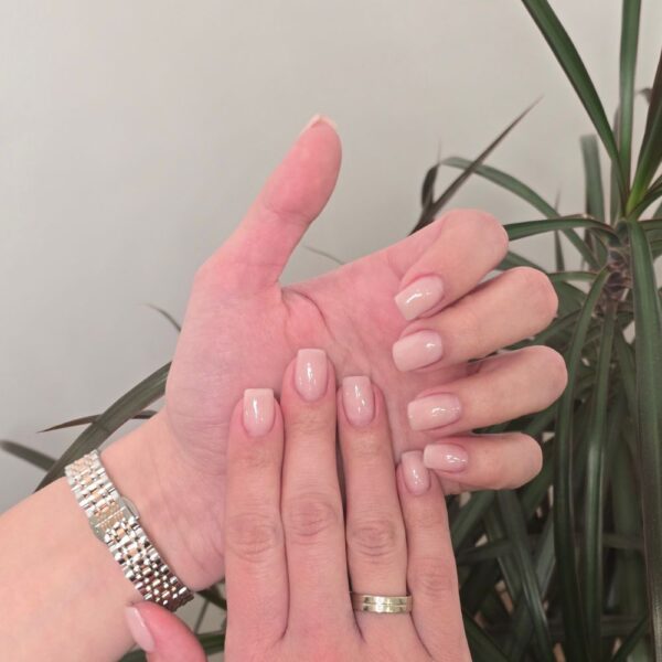 hard biab powdery puderasta, neutralna nude nijansa gel lak cici nails