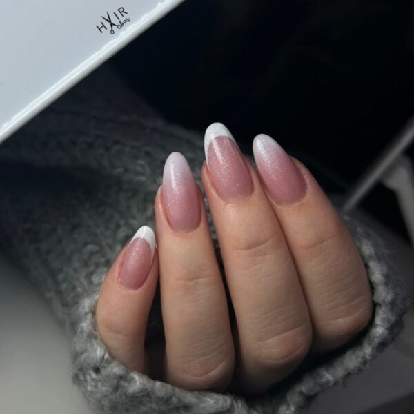 jam bliss ultra white glittering top gelirani nokti cici nails