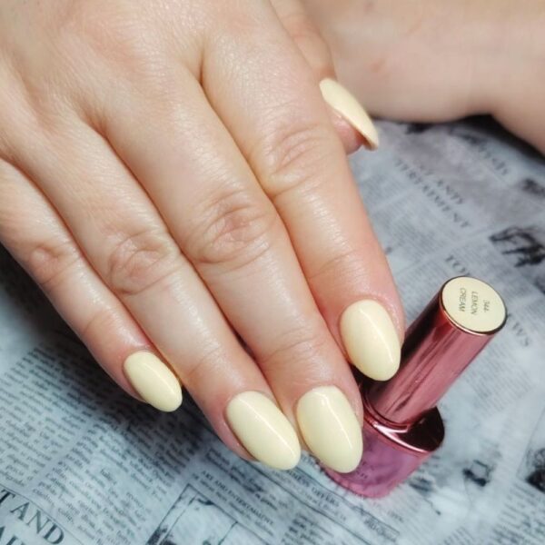 344 lemon cream 8ml pastelno žuti trajni lak cici nails proljetni nokti