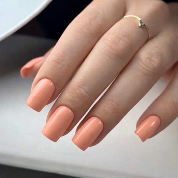 355 peach candy 8ml pastelni trajni lak u nježnom toplom tonu gel polish