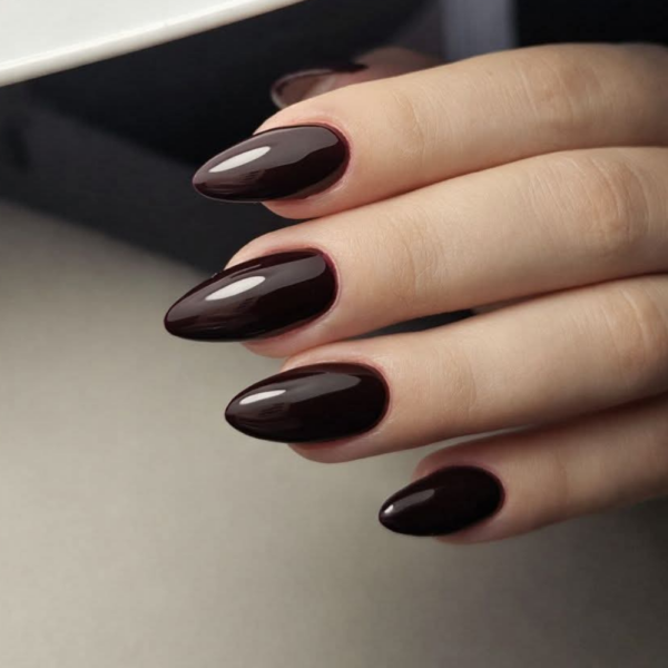 old red 8ml – trajni lak u dubokoj tamno crvenoj nijansi gel polish