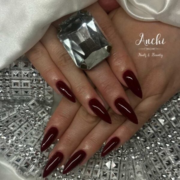winea 15ml elegantna vinska crvena nijansa cici nails