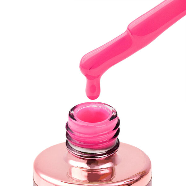 20 barbie pink 8ml rozi trajni lak za nokte cici nails