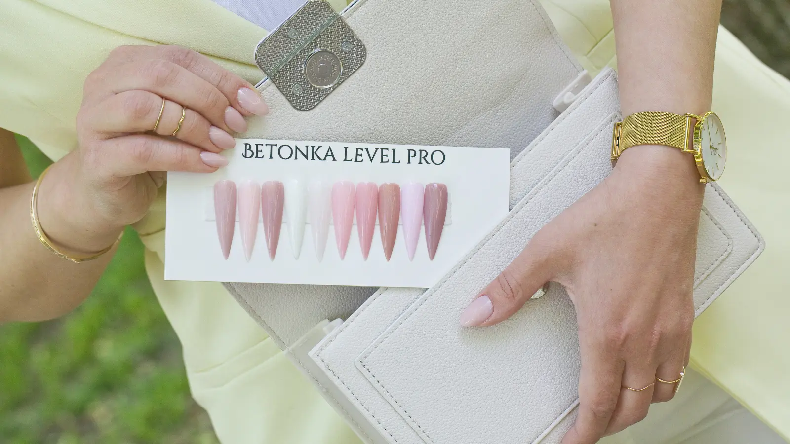 betonke level pro rubber baza za nokte nude cover