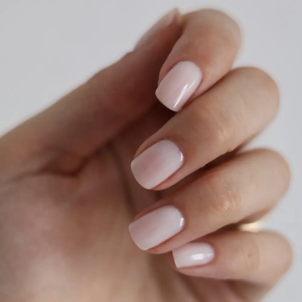 nude nokti cici nails